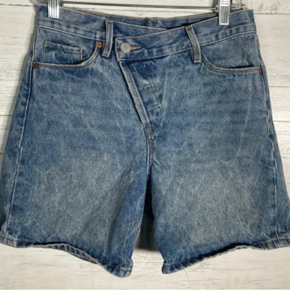 Blank NYC Crossover High Rise Jean Shorts - Picture 1 of 4